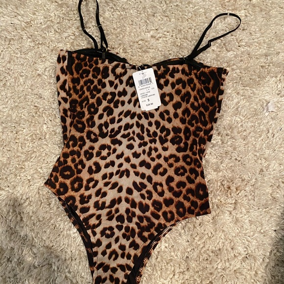 Cheetah Bodysuit - Picture 2 of 2